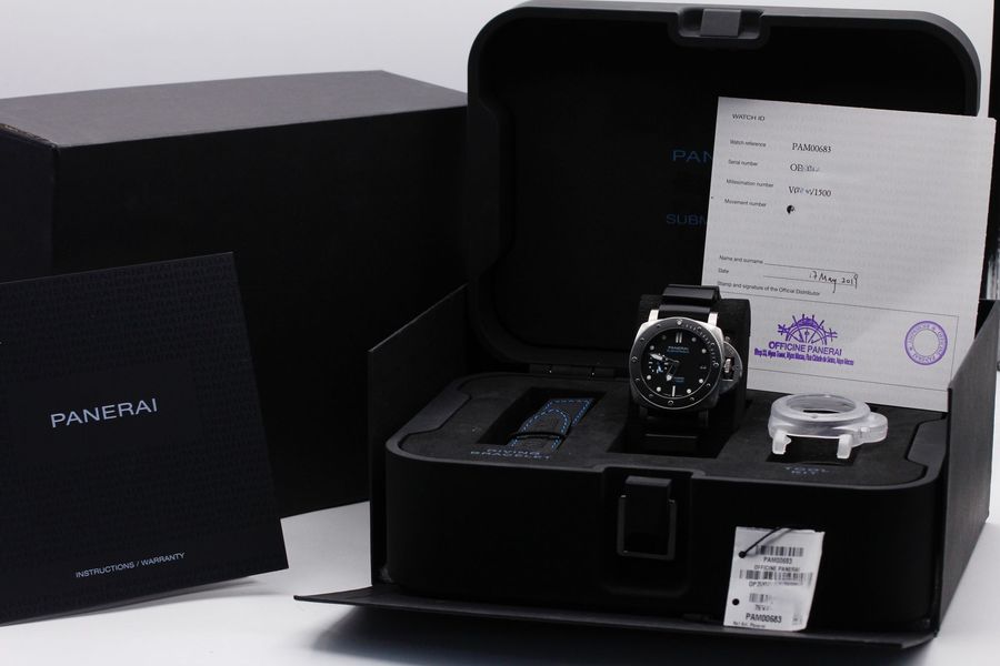 Panerai Submersible PAM00683